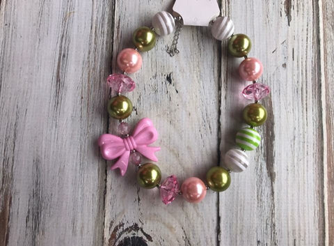 Chunky bead necklace, pink and green